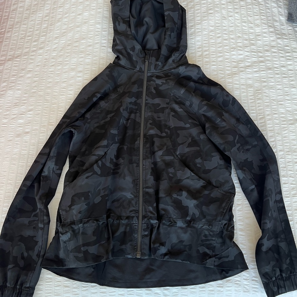 Lululemon Athletica Gray Camouflage Jacket